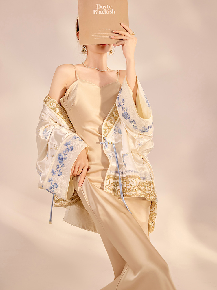 2026 Spring High end New Chine - Embroidery Knit incelemesi ve fiyatı