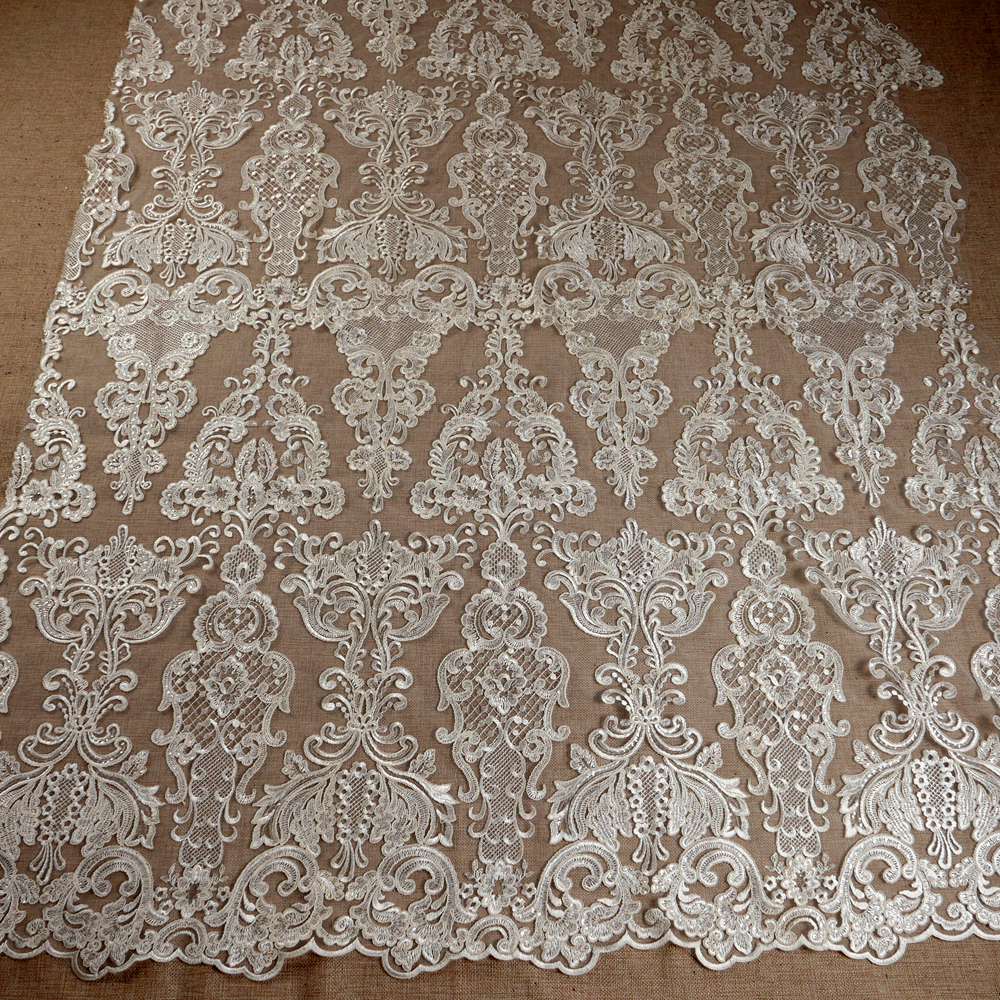 HelluyerDc ivory,black sequins - Embroidery Software incelemesi ve fiyatı